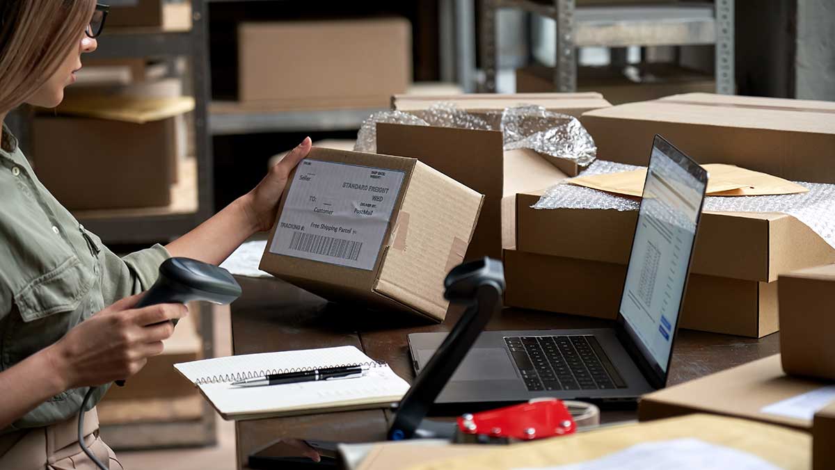 Guide to Shipping Labels for E-commerce Businesses